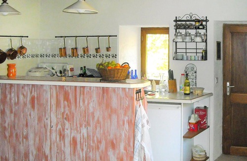 Dieulefit House | Beautiful home in Dieulefit with WiFi