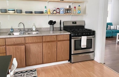 Franklin House | Beautiful Home in Downtown Franklin, Sleeps 6!