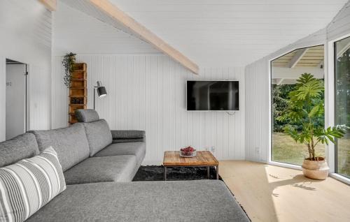 Fuglslev House | Beautiful Home In Ebeltoft With Wifi