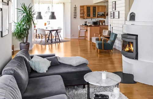 Gavle O House | Beautiful home in Gävle with sauna