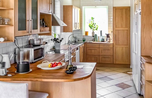 Gavle O House | Beautiful home in Gävle with sauna