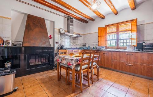 Font-Rubi House | Beautiful Home In Guardiola De Fontrubí