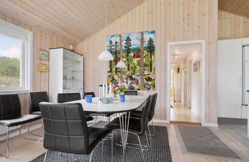 Hejsager Strand House | Beautiful home in Haderslev with WiFi