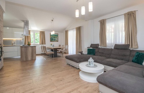 Kamenmost House | Beautiful home in Kamen Most