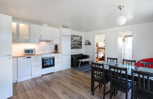 Hagaby House | Beautiful home in Löttorp with WiFi