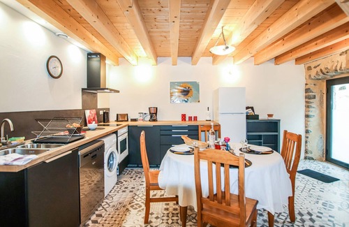 Rochessauve House | Beautiful home in Rochessauve with WiFi