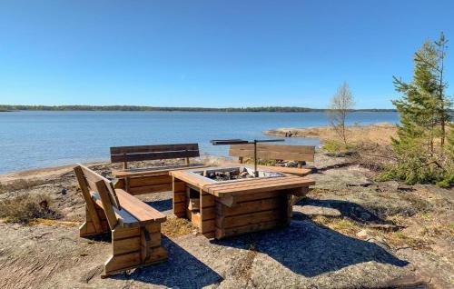 Saffle Apartment | Beautiful Home In Säffle With Kitchen