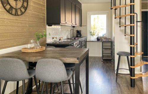 Saffle Apartment | Beautiful Home In Säffle With Kitchen