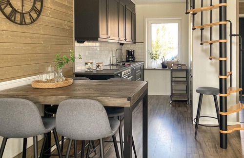 Saffle House | Beautiful home in Säffle with kitchen