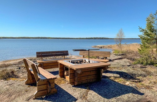 Saffle House | Beautiful home in Säffle with kitchen