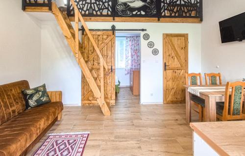 Gaski House | Beautiful Home In Sarbinowo With Wifi