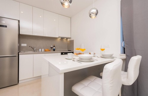 Skabrnja House | Beautiful home in Skabrnja with WiFi