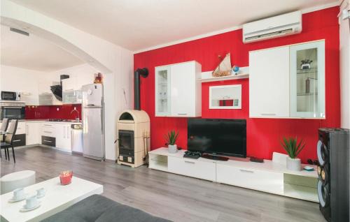 Srinjine House | Beautiful Home In Srinjine With Sauna