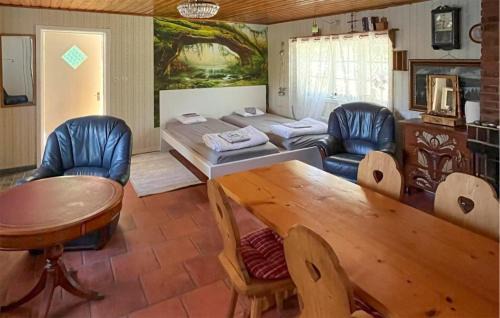 Stode House | Beautiful Home In Stöde With Sauna