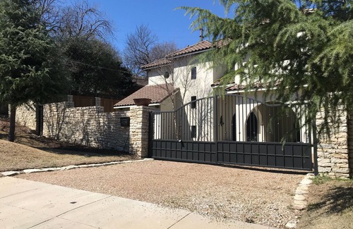 Fort Worth House | Beautiful Home In The Heart Of Fort Worth & TCU Campus, True 5 * Experience!