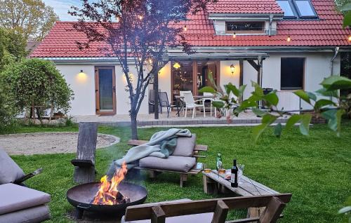 Debnica Kaszubska House | Beautiful Home In Podwilczyn With Sauna
