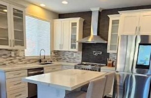 Menifee House | Beautiful home with Hot tub