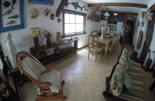 Taio House | Beautiful house with pool and 7 rooms in Arraial - are five suites.