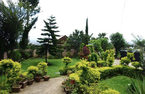 Kathmandu House | Beautiful house and garden
