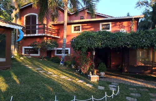 Cotia House | Beautiful house for rent for weekends