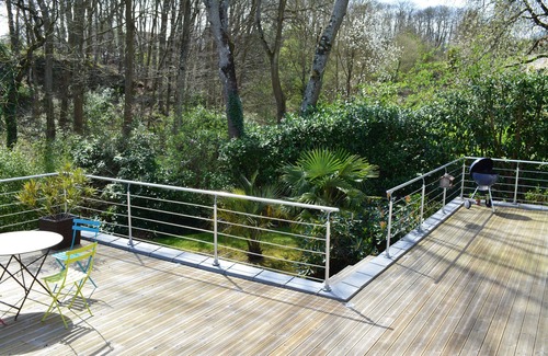 Lehon House | BEAUTIFUL HOUSE IN DINAN WITH LARGE TERRACE AND SPACIOUS ROOMS