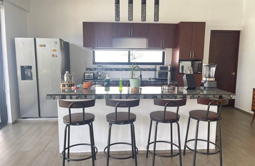 Merida Municipality House | Beautiful House in quiet neighborhood 15 min from airport