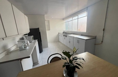 Campin House | Beautiful house near Movistar Arena and Campínnn