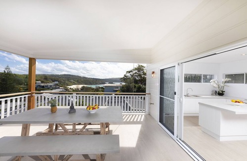 Seal Rocks House | Beautiful house with great views