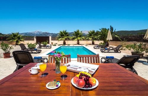 Campanet Ski Chalet | Beautiful house with private pool and spectacular views of the Sierra Tramuntana.