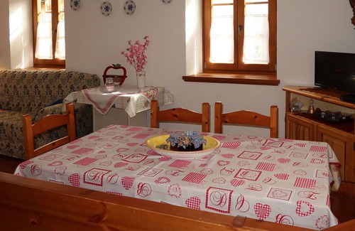 Vattaro Apartment | Beautiful apartment for 4 people with terrace, pets allowed, panoramic view and parking