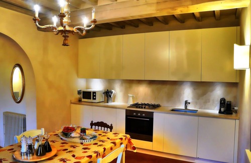 Castelnuovo Berardenga Villa | Beautiful Private & Luxurious Tuscan Villa Near Siena/Scenic Views/Crete Senesi