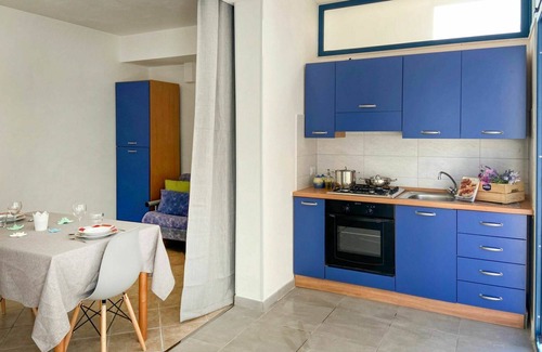 Casuzze Apartment | Beautiful apartment for 4 people with A/C, WIFI, TV, terrace and pets allowed