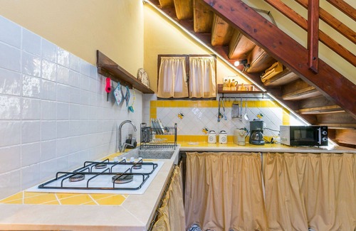 Santa Maria a Monte House | Beautiful private villa for 6 guests with private pool, A/C, WIFI, TV, patio and parking