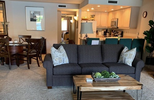 Chelan Condo | Beautiful Lake Chelan Condo, 2 Bedroom, 2 Bath, Sleeps 6.