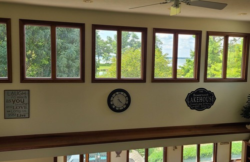 St. Marys House | Beautiful Lake Front house with lake access, fireplace, patio and grill. nn