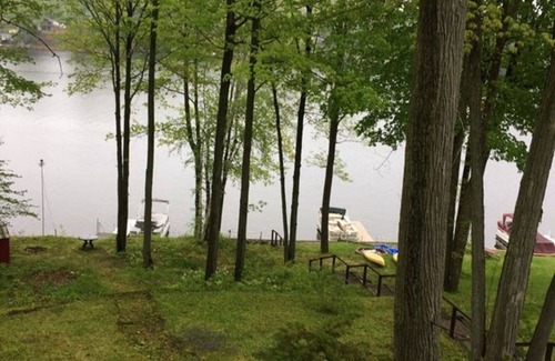 Farwell House | Beautiful lake house in northern Michigan