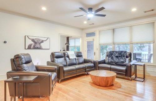 Milledgeville House | Beautiful Lake Sinclair Retreat with Dock and Deck!