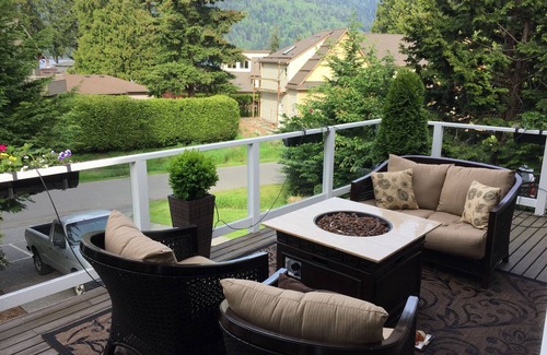 Sudden Valley House | Beautiful Lake Whatcom/Sudden Valley House Rental steps from the water