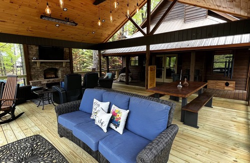 Morganton Cabin | Beautiful Lakefront Cabin on Blue Ridge Lake!