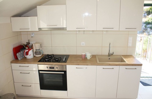 Zavala Apartment | Beautiful large and luxurious family-friendly 'stonehouse' with stunning sea views
