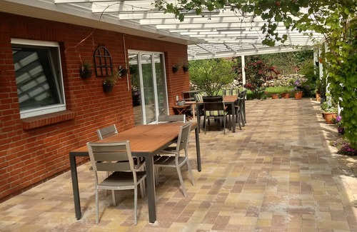 Eggebek Apartment | Beautiful large duplex apartment on two levels