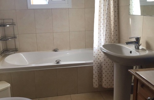 Pissouri House | Beautiful Luxury Villa in Pissouri Bay, Private Pool, Free WiFi, Close to Beach