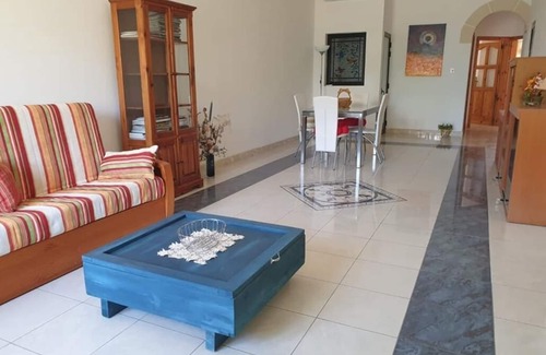 Tal-Ibrag House | beautiful Maisonette with underlying Garage!
