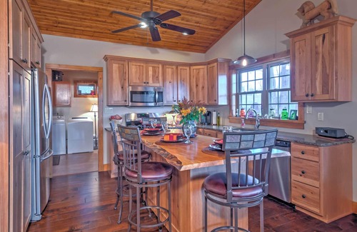 Makanda Cabin | Beautiful Makanda Cabin in Shawnee National Forest