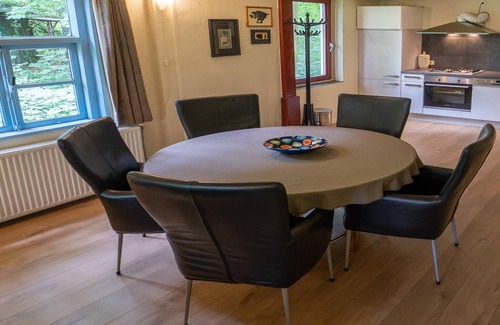 Beesel Villa | Beautiful mansion on the water