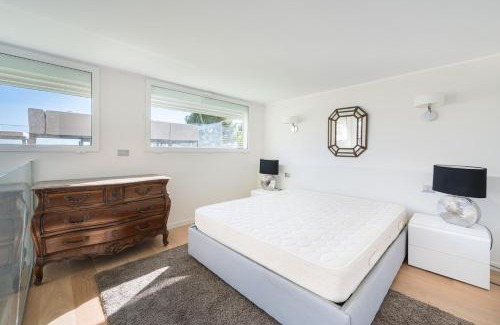 La Celle-sous-Gouzon Villa | Beautiful modern villa sea view BEL AIR eze bord de mer