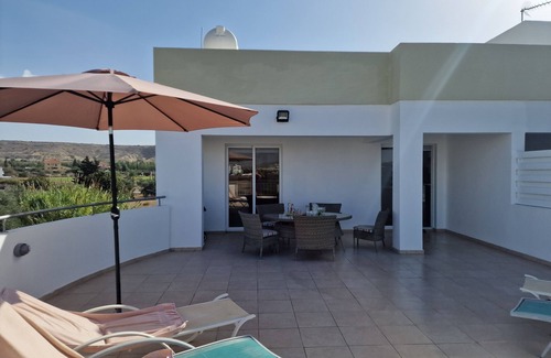 Pyla Apartment | Beautiful Modern ,Apartment in Larnaca Area, Stunning terrace area & WIFI, Pools