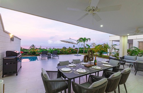 Merlin Bay Villa | Beautiful Modern Villa Ferraj, Amazing Sea Views!