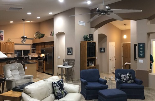 Pinnacle Hill House | Beautiful Mountain Views