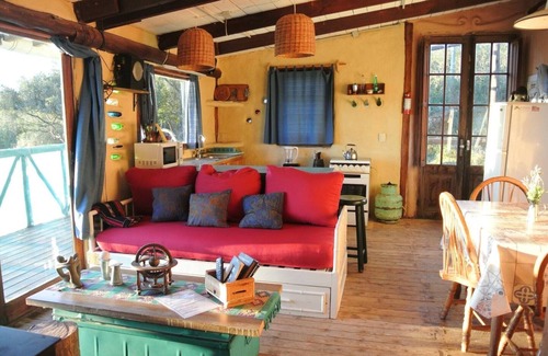 La Floresta House | Beautiful mud house in Villa Serrana with WIFI
